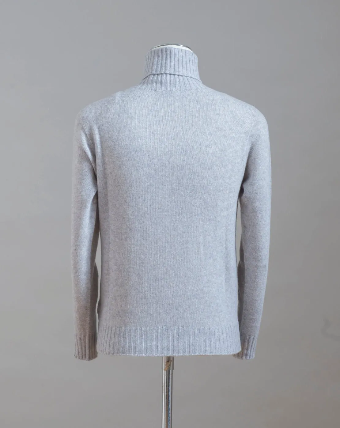 Altea Wool & Cashmere Roll Neck Knit / Light Grey